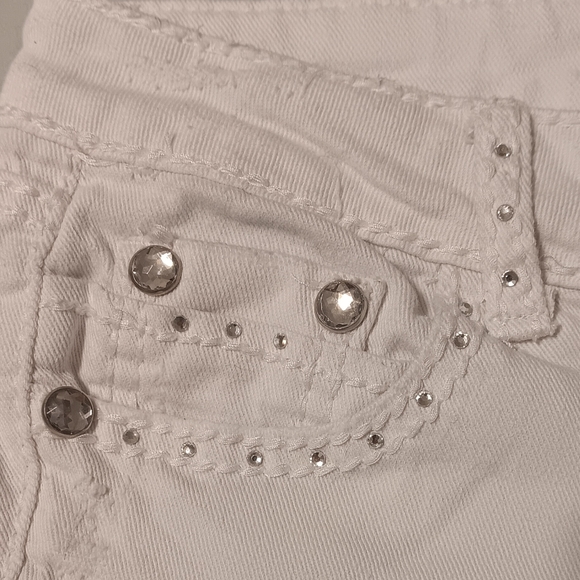 Custom Y2K Almost Famous fur shorts - Picture 5 of 7